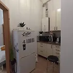 Trendy 2 Flat Near Corvin Mall With Garage Apartman