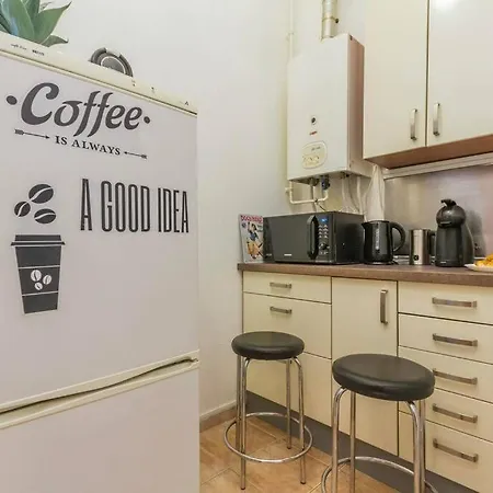 Trendy 2 Room Flat Near Corvin Mall Garage Ac Dishwasher Apartamento *