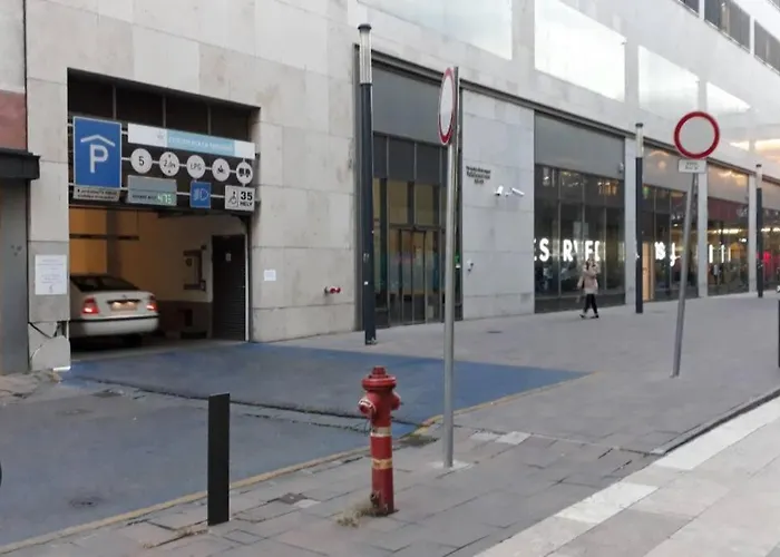 Trendy 2 Flat, Next To Corvin Mall Free Huge Garage! Ac,dishwasher,washmachine, Smart Tv Budapest