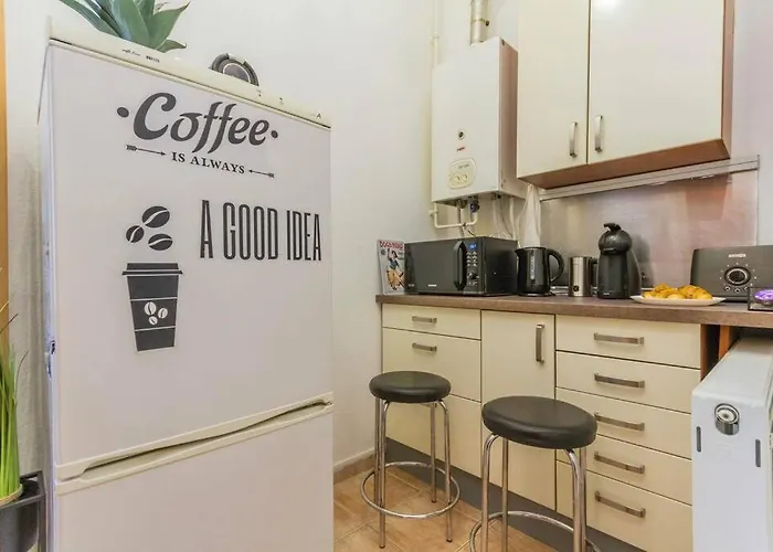 Trendy 2 Flat, Next To Corvin Mall Free Huge Garage! Ac,dishwasher,washmachine, Smart Tv Apartamento *